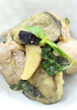 簡単ヘルシー＊なすと鶏肉のバジル炒め-レシピのメイン写真