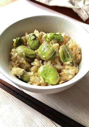 食物繊維アップ！皮ごとそら豆の混ぜご飯-レシピのメイン写真