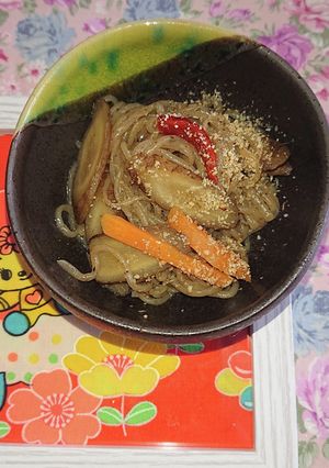 糸こんにゃくとごぼうの炒め煮-レシピのメイン写真