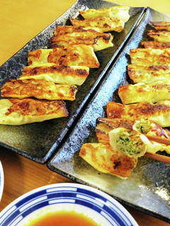 甘酸っぱい♪干し柿入り棒餃子☆-レシピのメイン写真