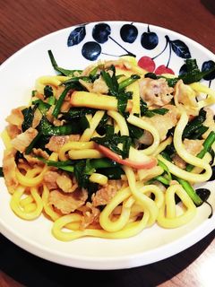 【麺つゆで簡単】スタミナ焼きうどん-レシピのメイン写真