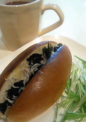 ＋＋チーズ＆しらすの和風ホットドック＋＋-レシピのメイン写真