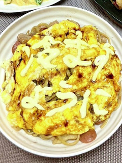 具沢山すぎるオム焼きそば♪4/25-レシピのメイン写真