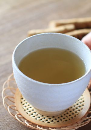 素材の風味がしっかり味わえる「ごぼう茶」-レシピのメイン写真