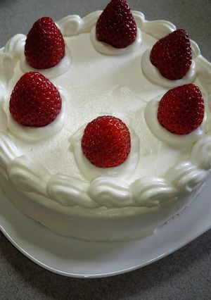 スポンジケーキ☆いちごショート-レシピのメイン写真