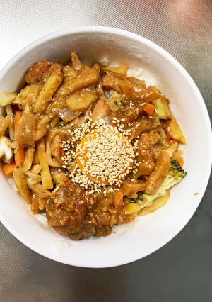 お一人様☆野菜たっぷりウインナーで魯肉飯-レシピのメイン写真