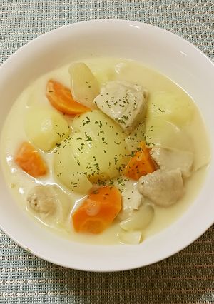 ホワイトソースから作ってみたシチュー-レシピのメイン写真