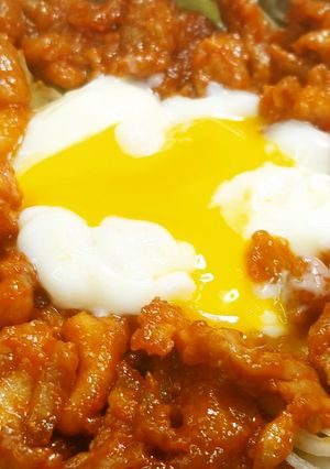 温玉！ヤンニョム！！旨辛豚丼★動画あり★-レシピのメイン写真