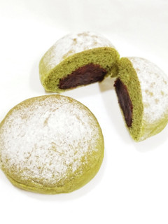 うちの味☆ふんわり可愛い♪抹茶ミルクパン-レシピのメイン写真