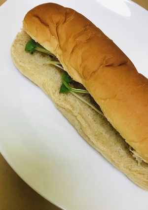 調理パン●福神漬け&カイワレのサンド-レシピのメイン写真