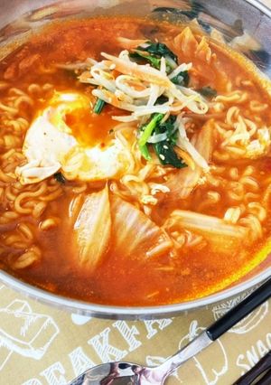 辛ラーメンアレンジ♡辛うま♡-レシピのメイン写真