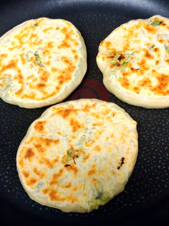 パクチー肉まん(香草肉馅饼)-レシピのメイン写真