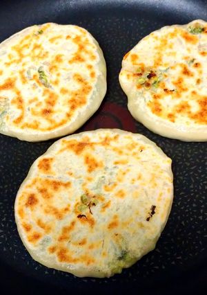 パクチー肉まん(香草肉馅饼)-レシピのメイン写真