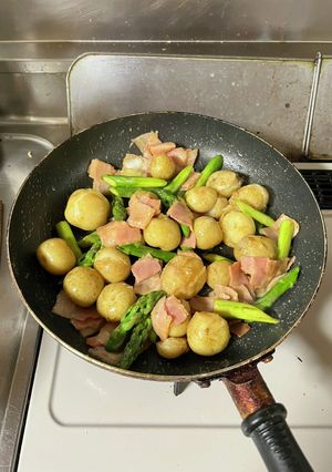 新じゃがとアスパラのバター醤油炒め-レシピのメイン写真