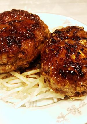 キャベツと玉ねぎのシンプル焼肉ハンバーグ-レシピのメイン写真