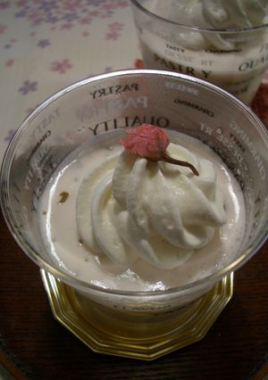 はんなり～桜のヨーグルトプリン。-レシピのメイン写真