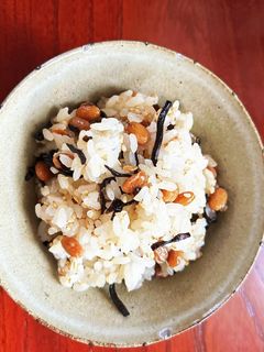 簡単めちゃウマ!納豆塩昆布混ぜご飯!-レシピのメイン写真
