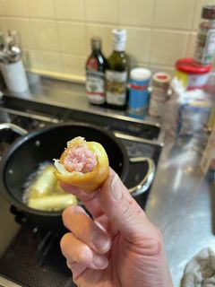 シャウエッセンとチーズの春巻き-レシピのメイン写真