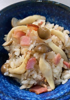 マジうま❗️ベーコンとしめじの混ぜごはん-レシピのメイン写真