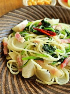 蕪とパンチェッタとほうれん草のパスタ-レシピのメイン写真