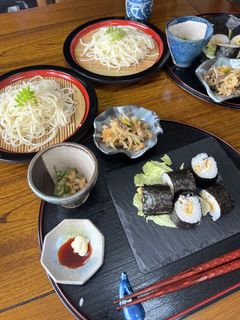 冷やしうどん つゆは納豆入り-レシピのメイン写真