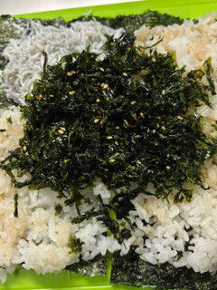 しらす丼のおにぎらず-レシピのメイン写真