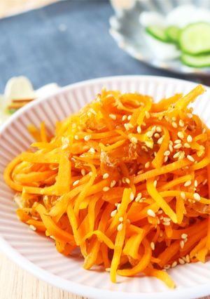 お弁当にも♪おかか入りにんじんしりしり-レシピのメイン写真