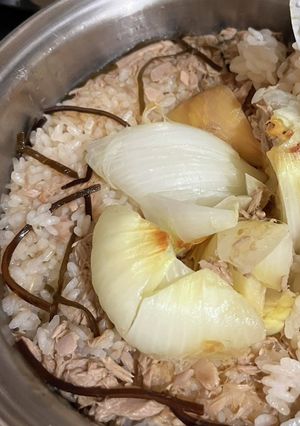 新たまねぎの炊き込みご飯 アムウェイ-レシピのメイン写真
