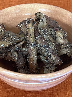 作り置き惣菜♡豚バラと牛蒡の黒胡麻まみれ-レシピのメイン写真