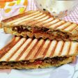 具沢山のタコス風ホットサンド