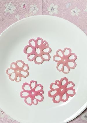 れんこんをピンクに漬けて　満開桜-レシピのメイン写真