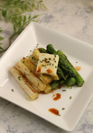 簡単！アスパラガスのガーリックバター炒め-レシピのメイン写真