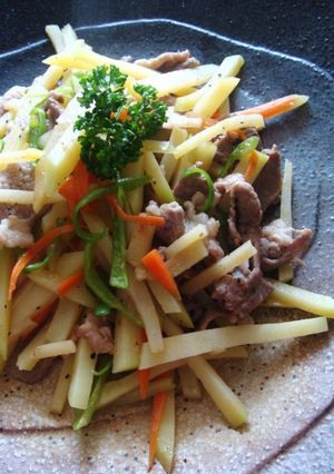 ■豚肉とじゃがいもの炒めもの■-レシピのメイン写真