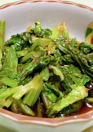 セロリの葉の炒め-レシピのメイン写真