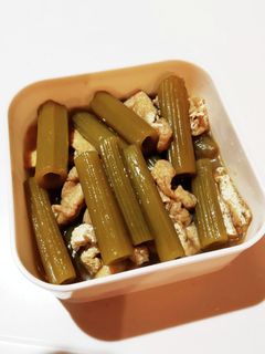 つわぶきと油揚げのやさしい煮物-レシピのメイン写真