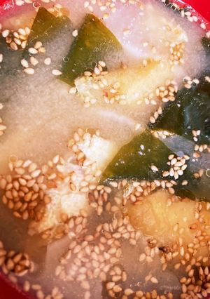 ダシなし味噌汁にゴマと胡麻油でコクを＋-レシピのメイン写真