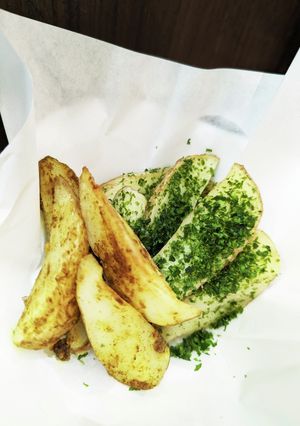 簡単ポテトフライ。カレー味。青のり味-レシピのメイン写真