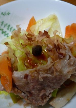 春キャベツと豚肉の簡単鍋蒸し-レシピのメイン写真