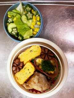 毎日のお弁当〜チキンステーキとサラダ〜-レシピのメイン写真