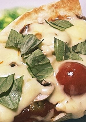 ホットプレートでピザ祭り-レシピのメイン写真