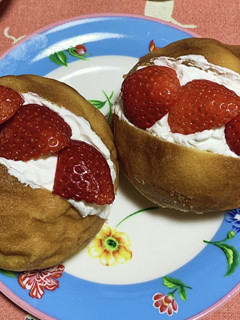 ホイップとイチゴのサンド-レシピのメイン写真