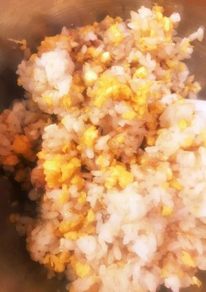 子どもが大好き！炒り卵とおかかの混ぜご飯-レシピのメイン写真