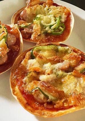 【簡単】餃子の皮でウィンナーピザ-レシピのメイン写真