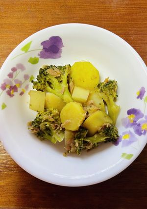 簡単☆ブロッコリーツナ芋の煮物-レシピのメイン写真