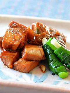 熱々のごはん、お弁当にも!マグロの角煮♪-レシピのメイン写真