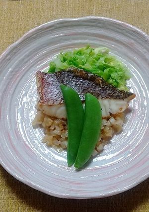 白身魚新玉ねぎソースがけ　春野菜を添えて-レシピのメイン写真