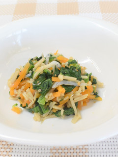 【離乳食後期以降】野菜のしらすごま和え-レシピのメイン写真