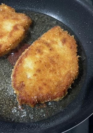 手を汚さず少量パン粉で衣をつける方法-レシピのメイン写真
