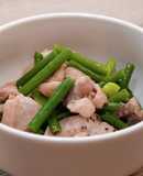 鶏肉とにんにくの芽の塩だれ炒め