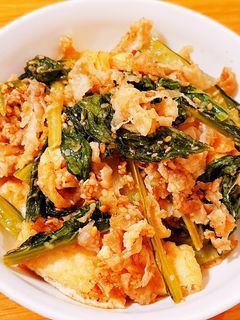 小松菜と豚肉・油揚げの胡麻和え風炒め-レシピのメイン写真